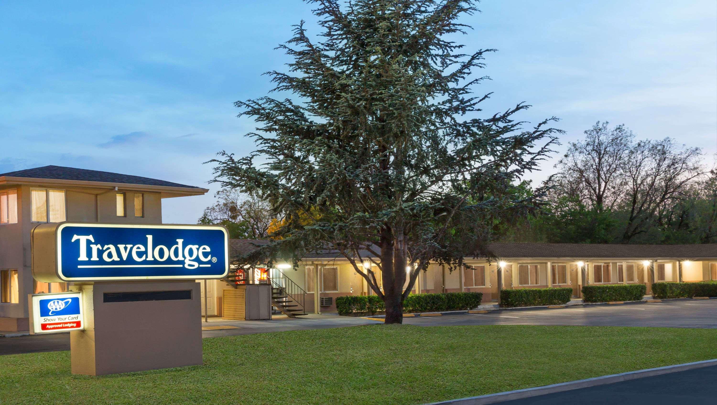 Travelodge By Wyndham Wine Country Hotel
