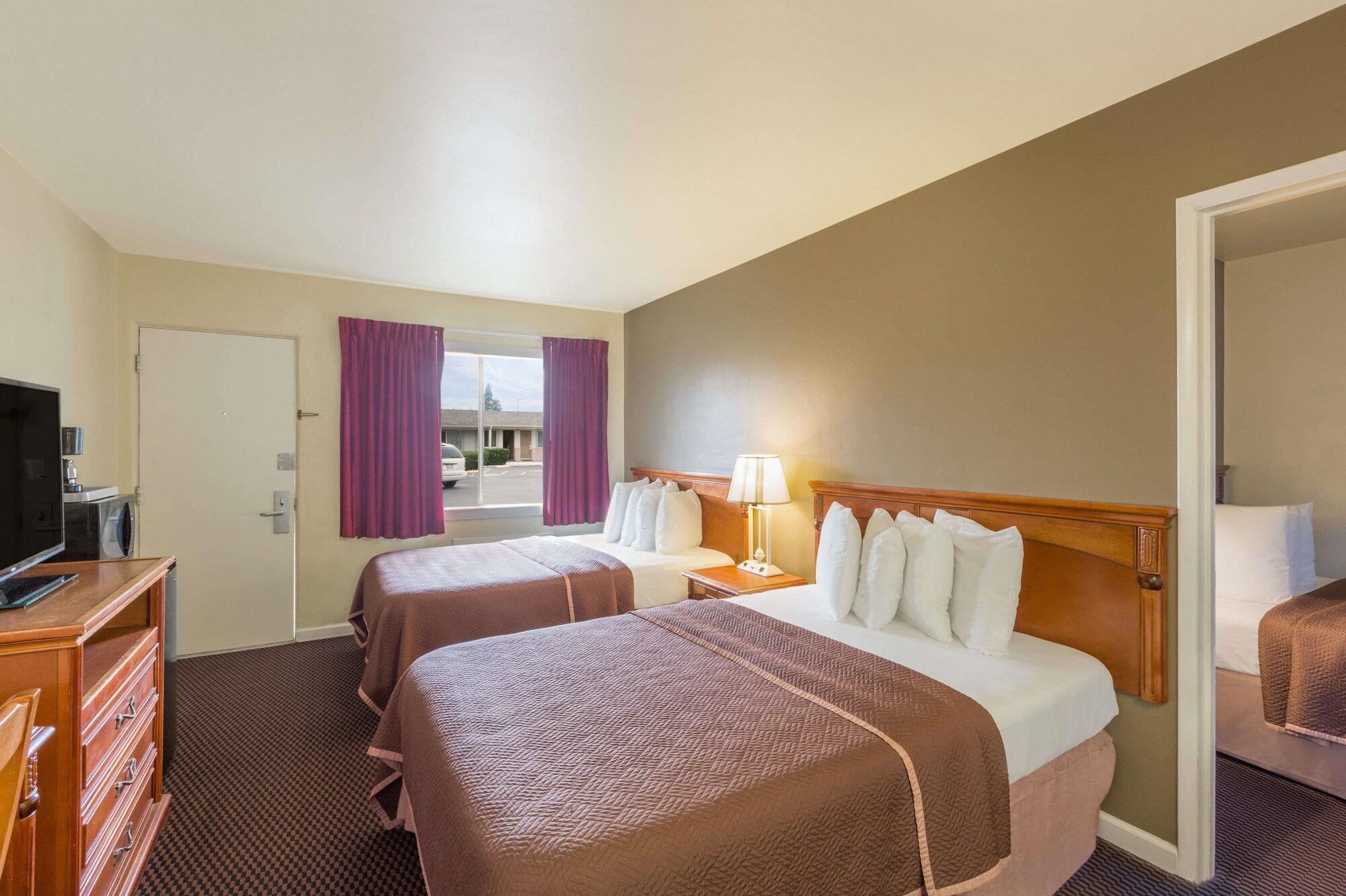 Travelodge By Wyndham Wine Country
